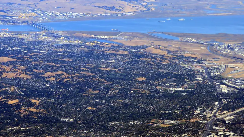 Aerial of Pacheco and Martinez.
