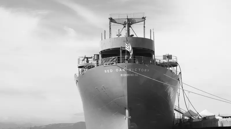 SS Red Oak Victory in Richmond Shipyard No. 3.
